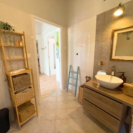 Ombre Di Acqua, Artistic In The Heart Of The Apartment Tempio Pausania
