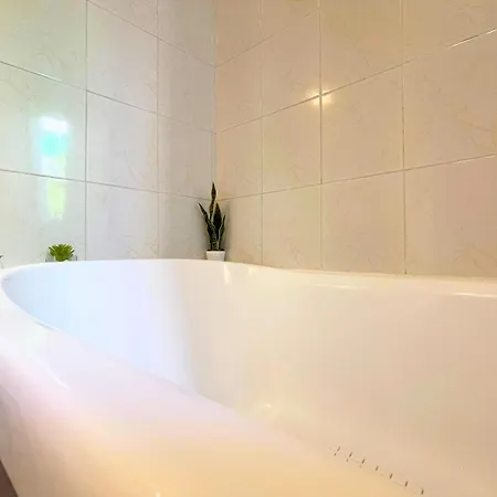 Ombre Di Acqua, Artistic In The Heart Of The